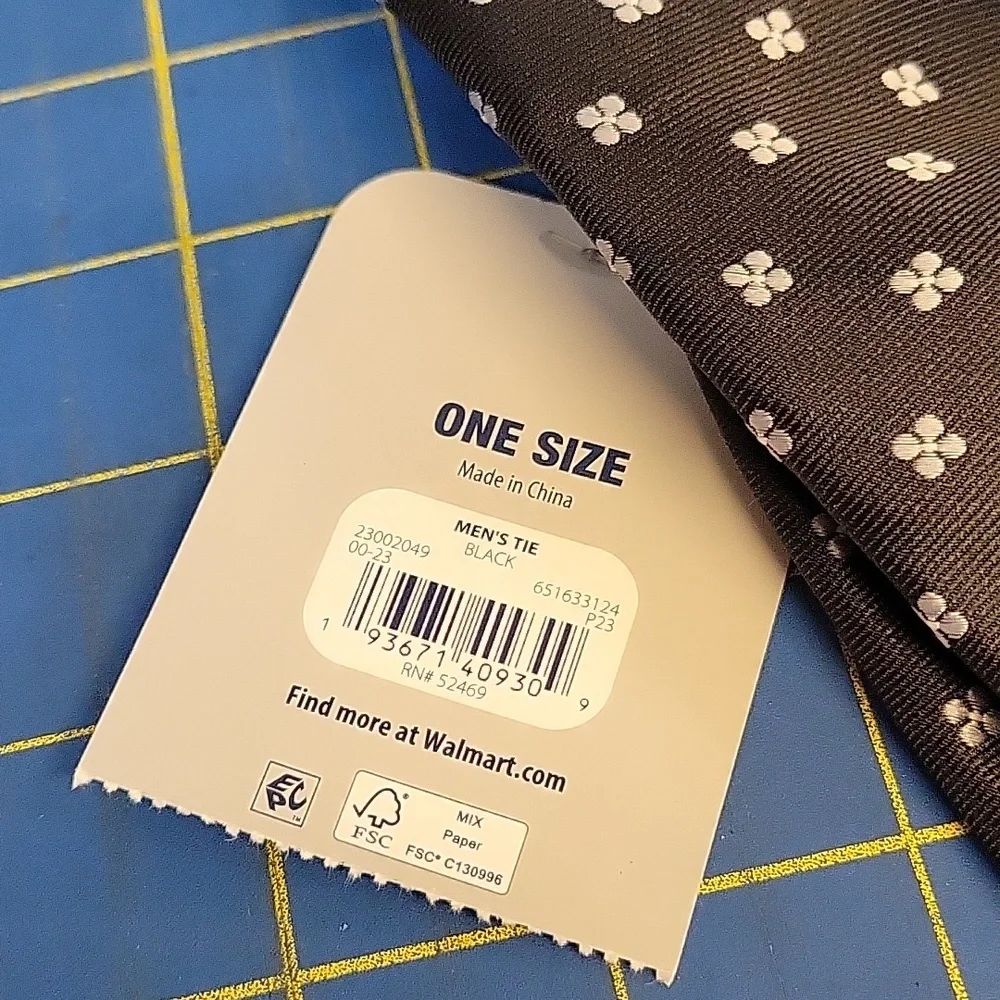 Elegant Black and White Patterned Tie New
